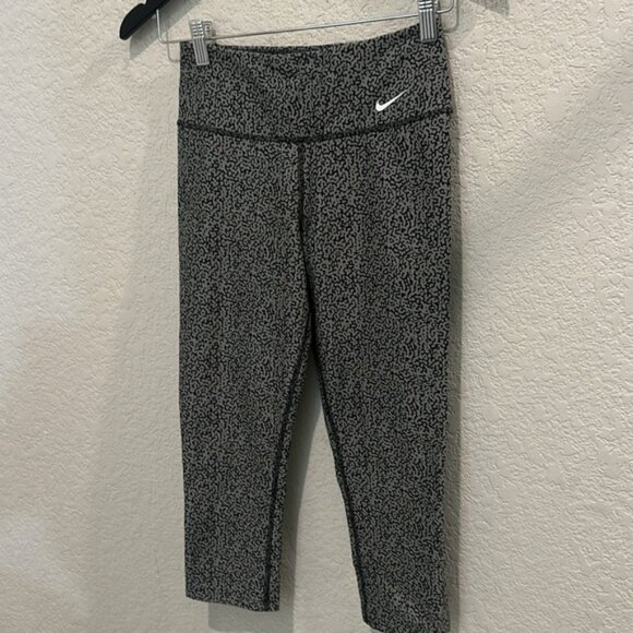 XS Nike leggings - Picture 3 of 7